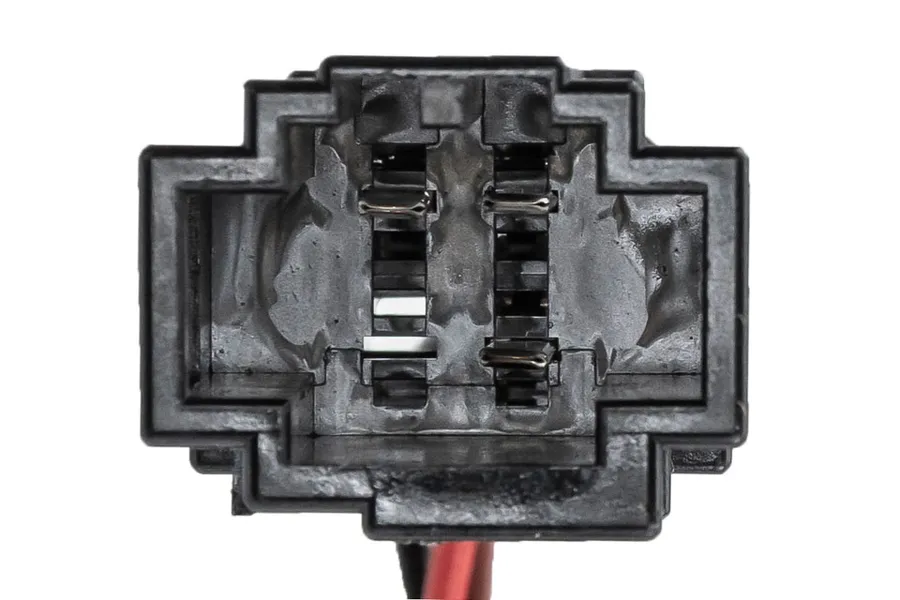Prekė atitinka OEM kodą: 4G8827851F