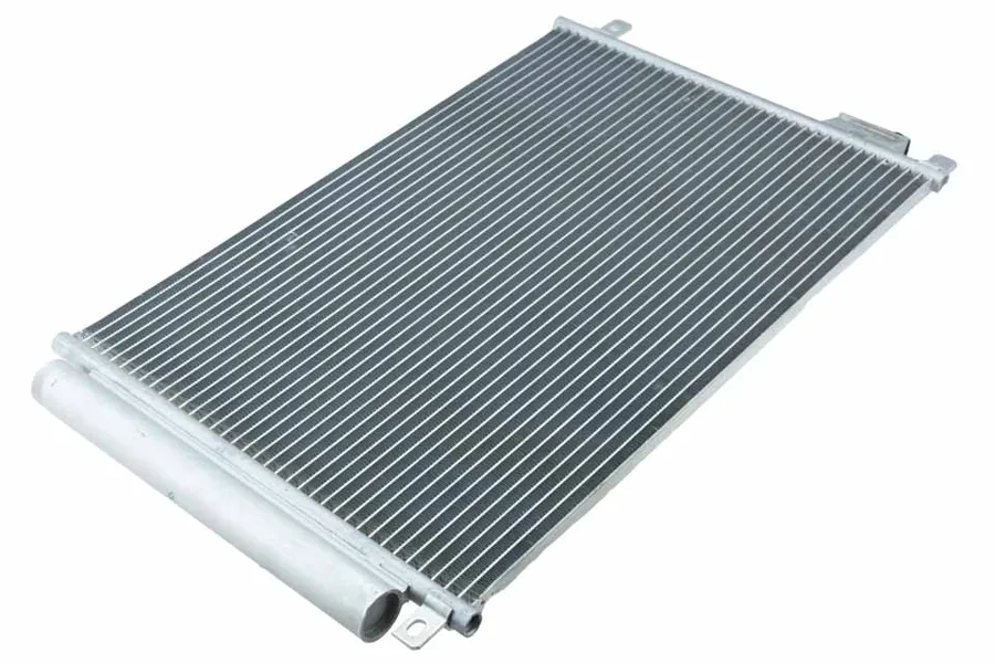 Prekės atitinka OEM kodą: 51786211