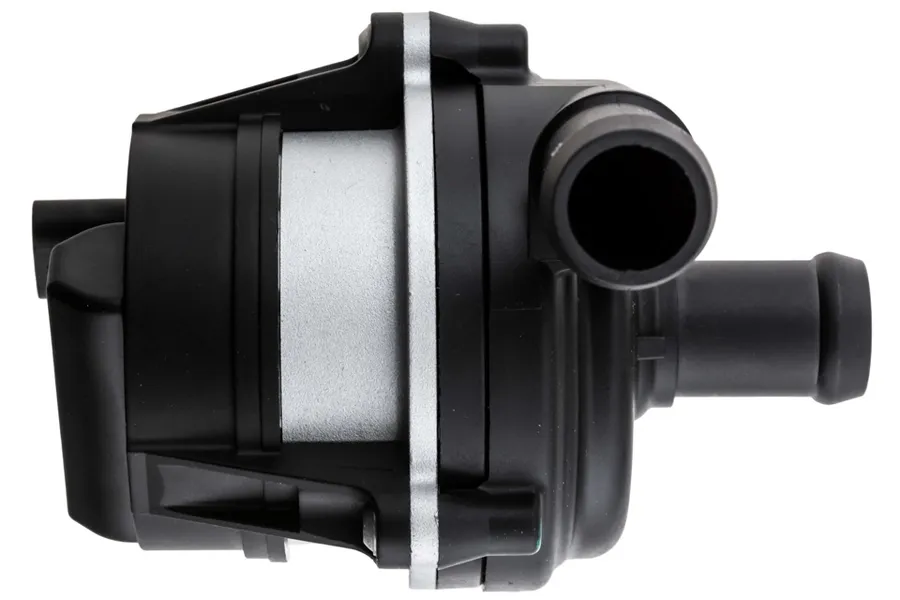 This part match OEM code: LR157079