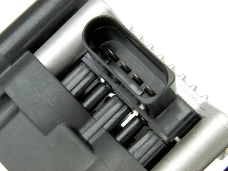 This part match OEM code: 32905106