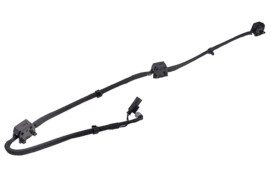 OEM код товара: 61667230188