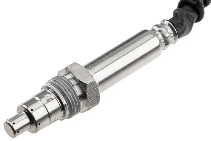 OEM код товара: 8W0907807D