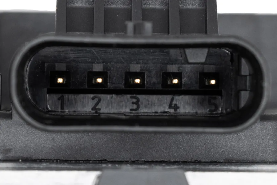 OEM код товара: 8W0907807P