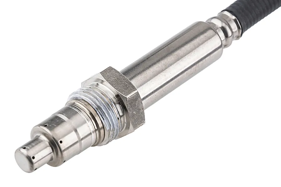 This part match OEM code: A 000 905 86 11
