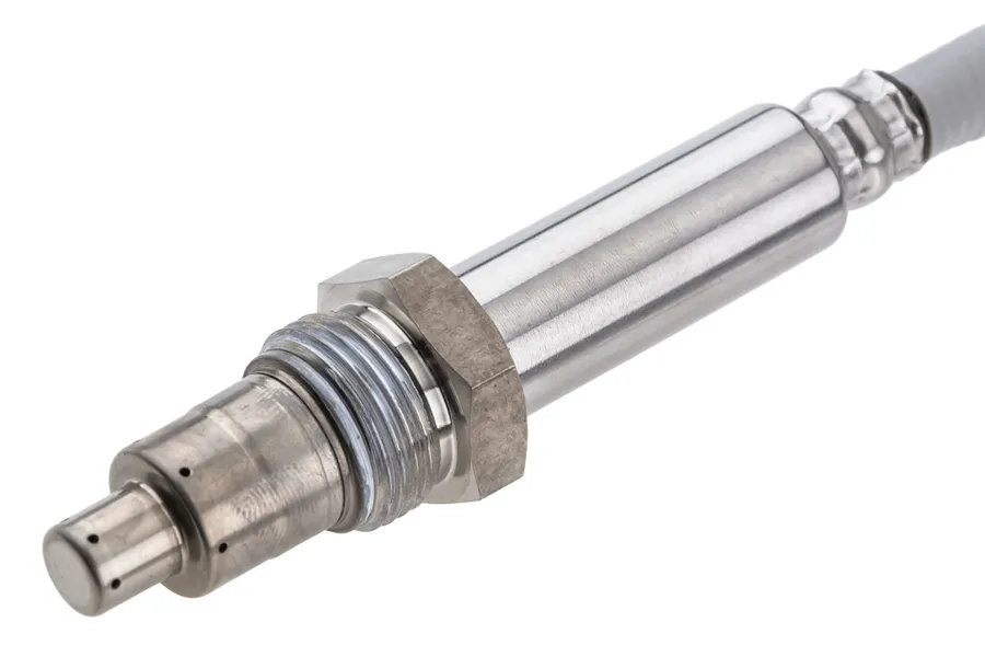 This part match OEM code: 227903557R