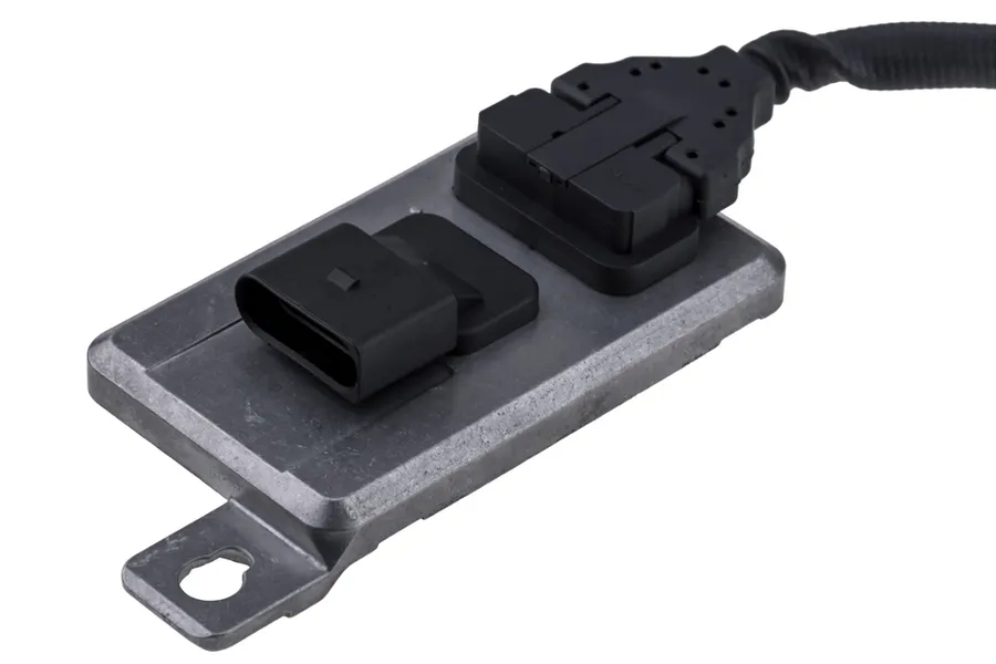 Prekė atitinka OEM kodą: 03L907807D