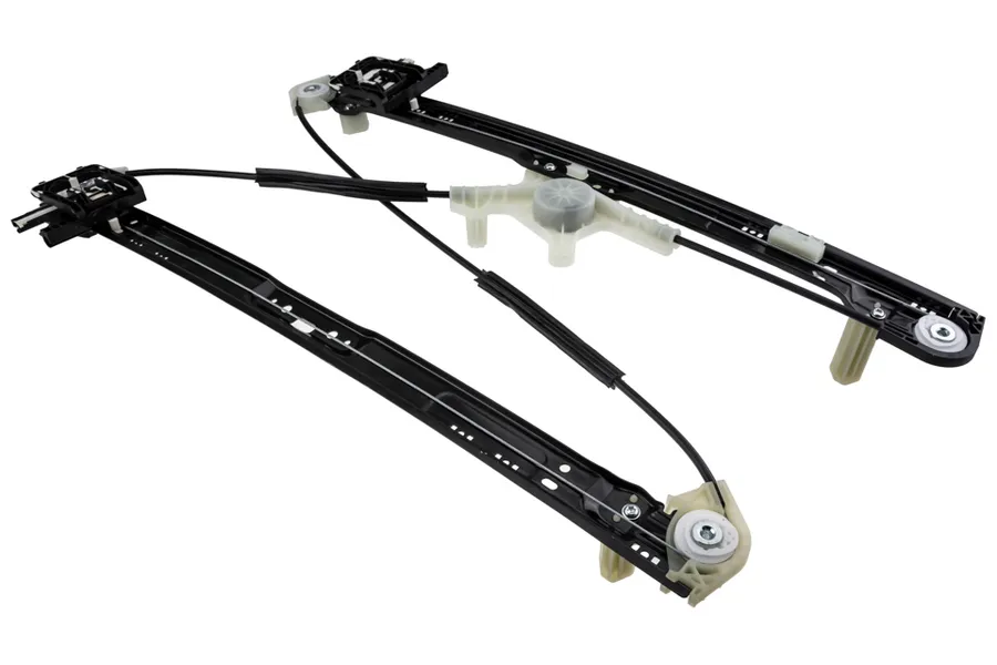 This part match OEM code: LR083206