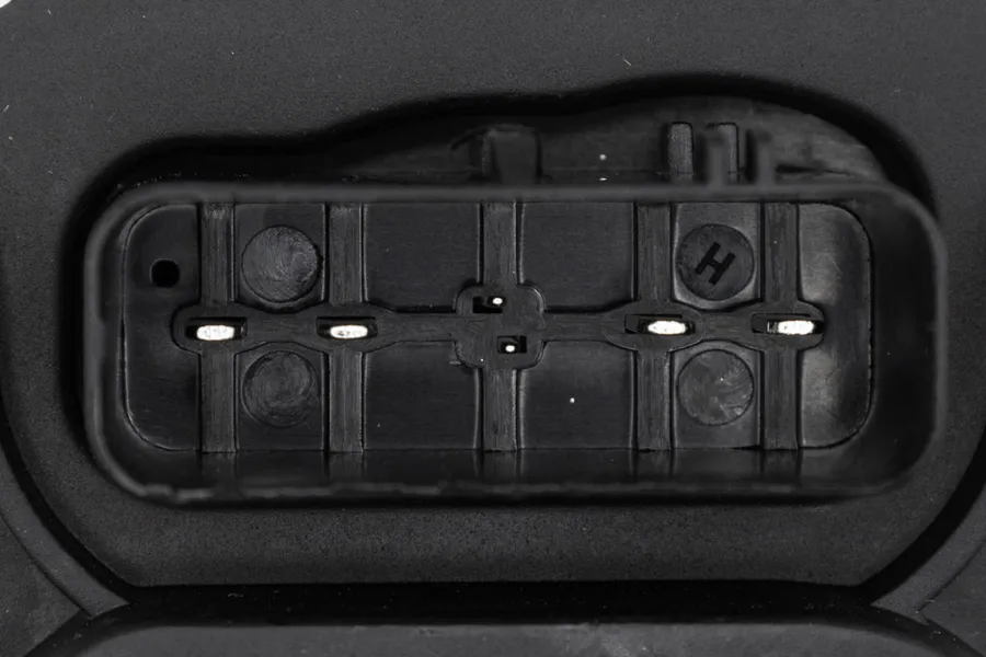 Prekė atitinka OEM kodą: 6C2Z9D372A