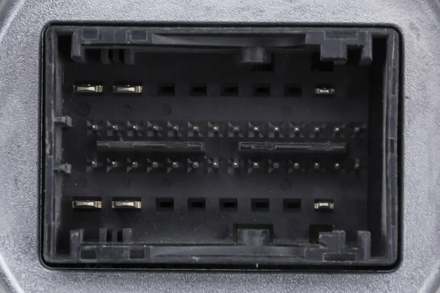 OEM код товара: 7PP941572AB