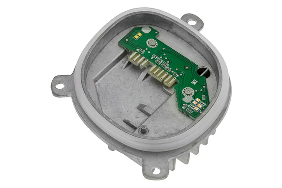 Prekė atitinka OEM kodą: 63118496136
