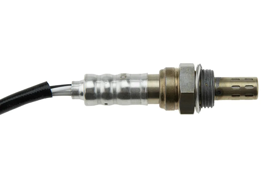 Prekė atitinka OEM kodą: L813-18-861A