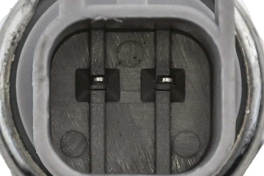 This part match OEM code: LR000774
