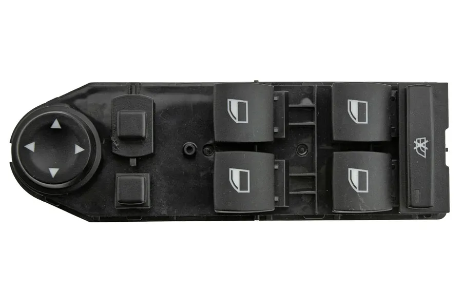 Prekė atitinka OEM kodą: 6131 6 927 631