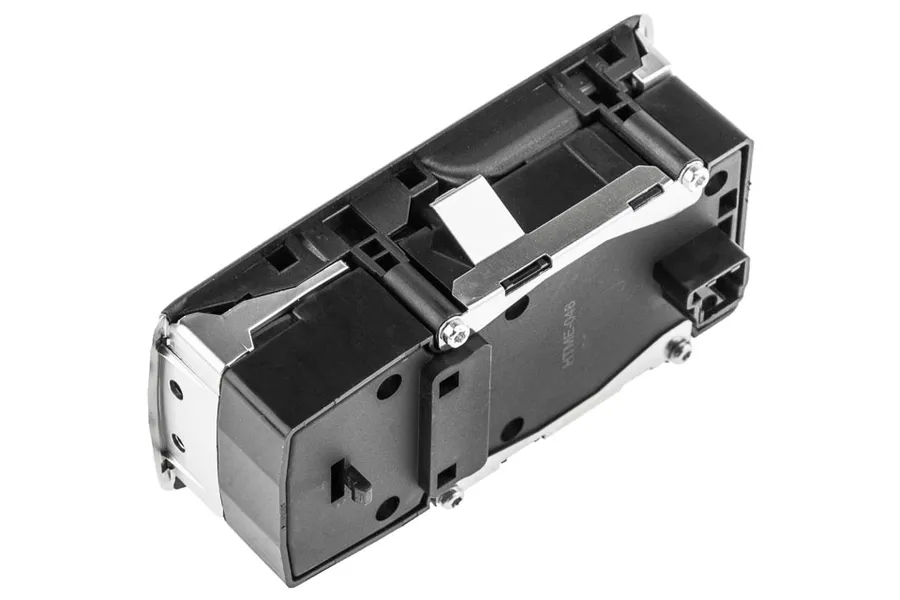Prekė atitinka OEM kodą: A 172 905 69 00