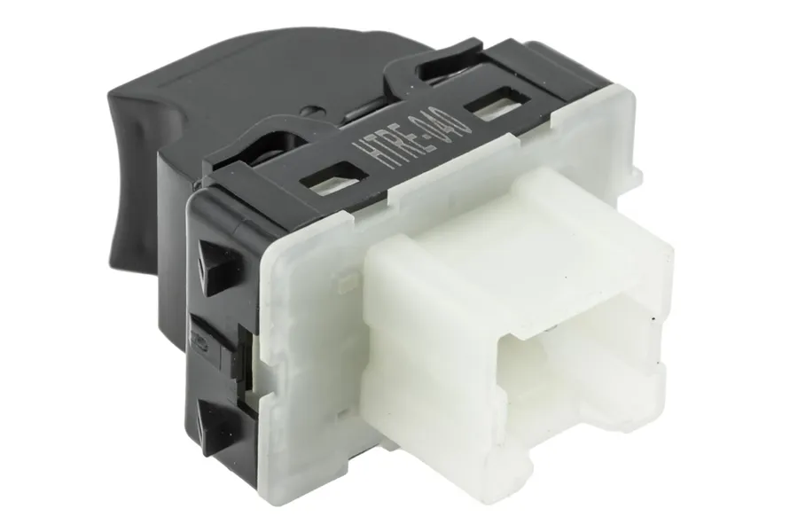Prekė atitinka OEM kodą: A 415 821 00 81