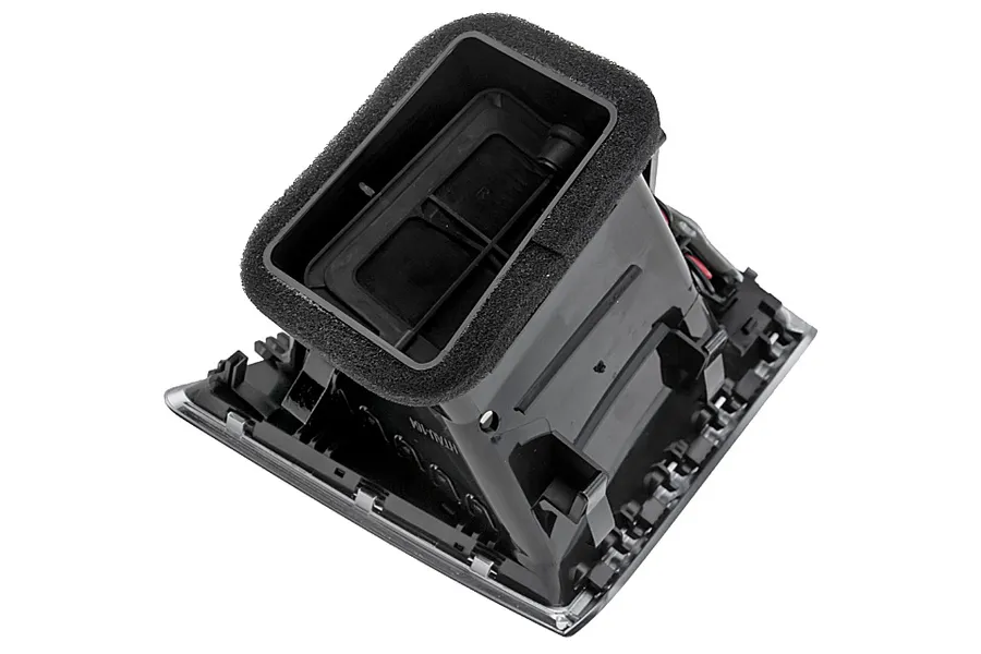 OEM код товара: 8R1820902