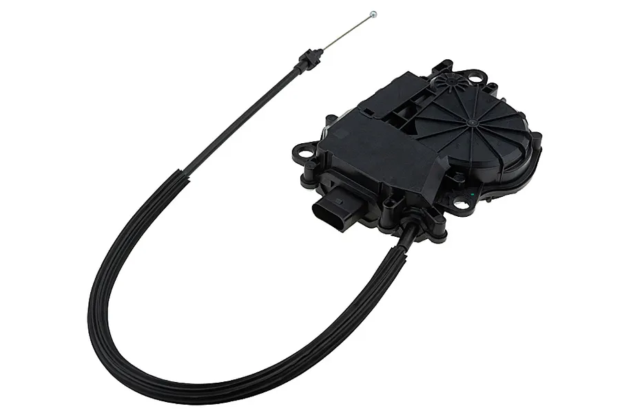 This part match OEM code: LR117161