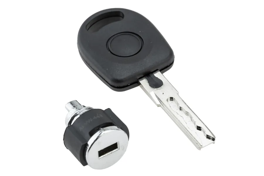Prekė atitinka OEM kodą: 8L0857113A