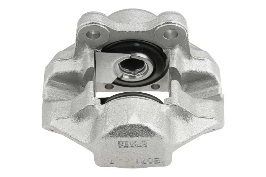 This part match OEM code: 113 615 107