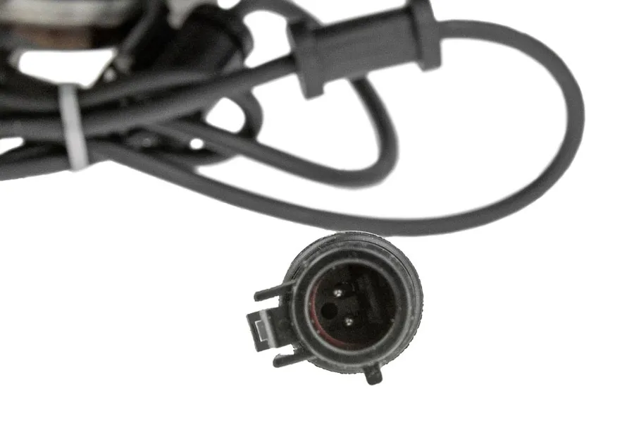 This part match OEM code: 6L1Z1104E