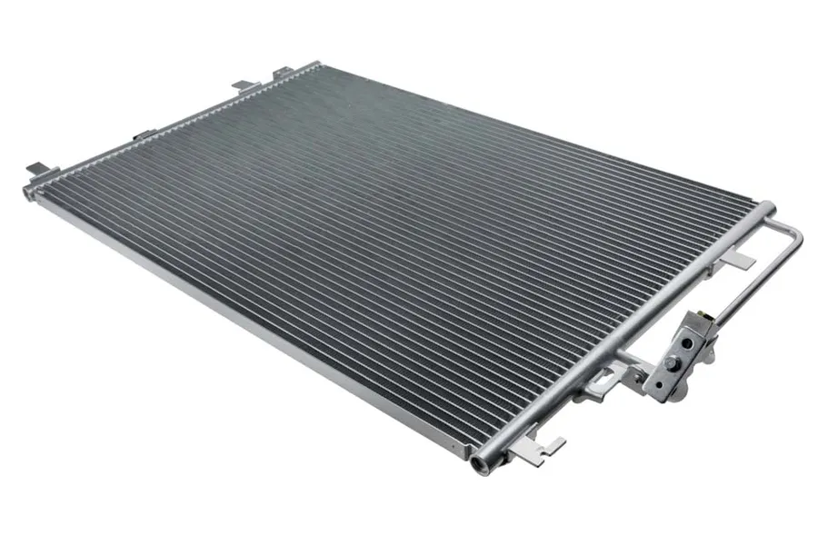 Prekės atitinka OEM kodą: K68013633AA