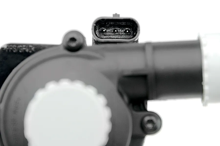This part match OEM code: 06H 121 601 H