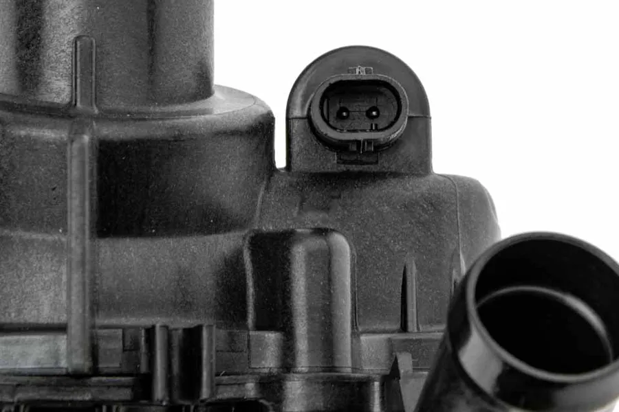 This part match OEM code: A 270 200 06 15