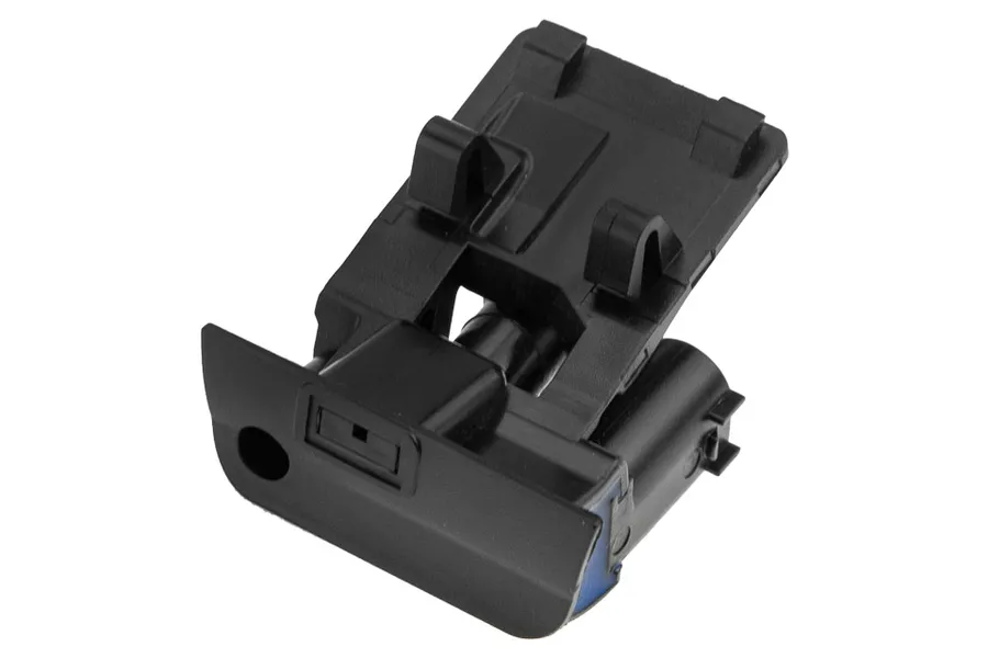 This part match OEM code: 61667183343