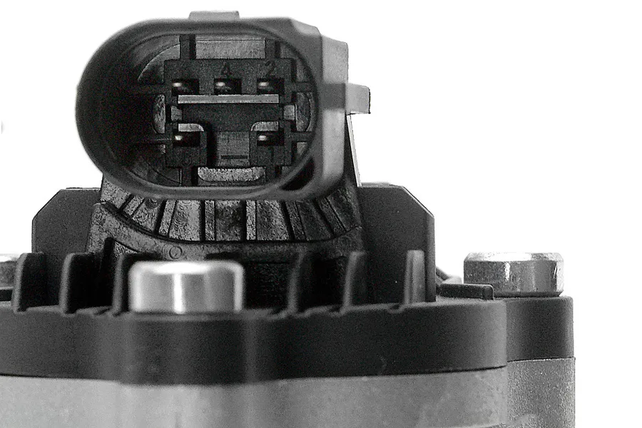 This part match OEM code: 1363422