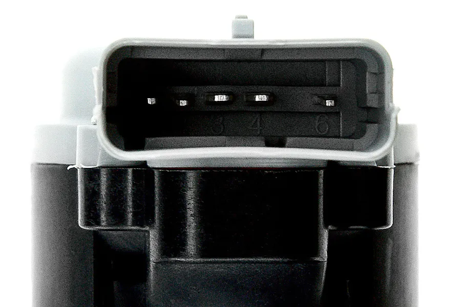 This part match OEM code: LR004533