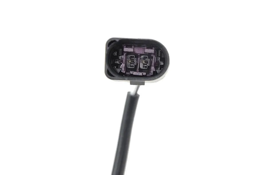 This part match OEM code: 059 906 088 BM