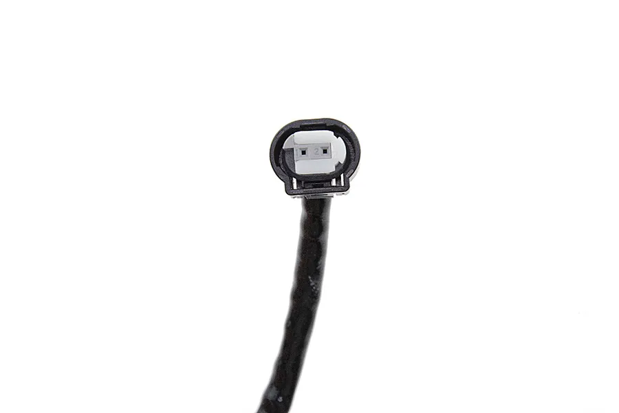 This part match OEM code: 7798486
