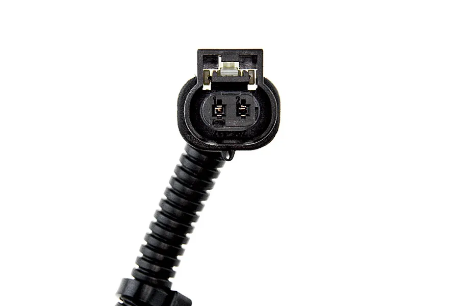 This part match OEM code: A 000 905 90 04
