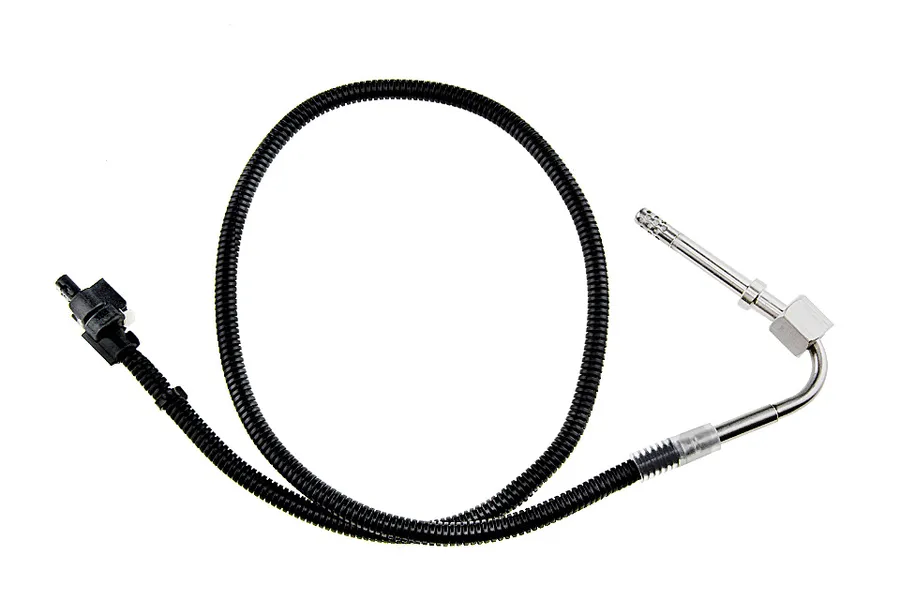 Prekės atitinka OEM kodą: A 000 905 26 05