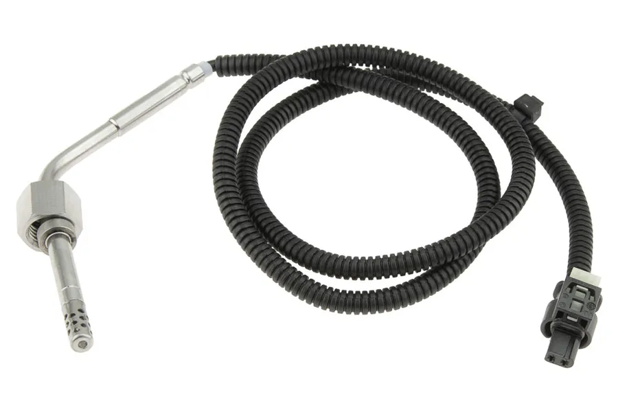 This part match OEM code: 000 905 70 04