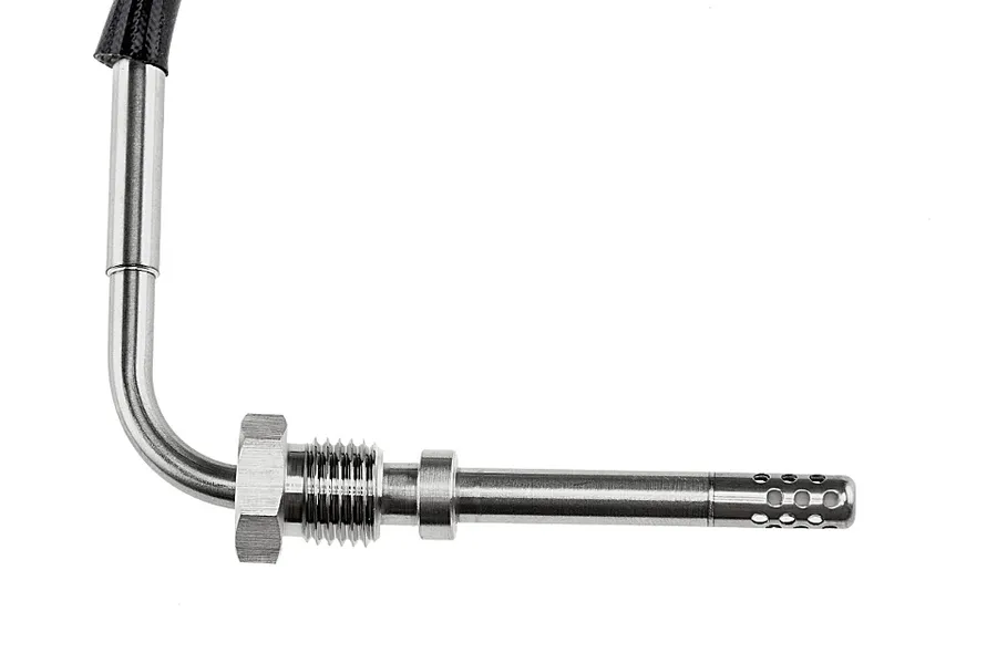 This part match OEM code: 55557052