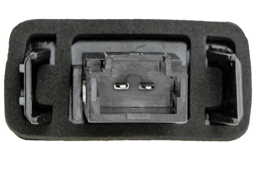This part match OEM code: 6340E8