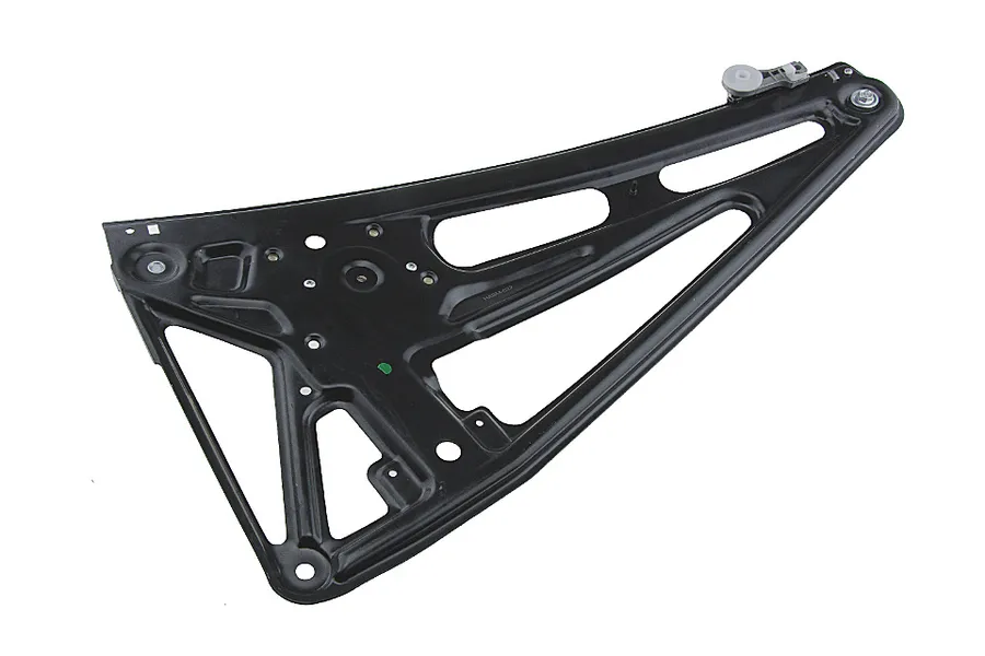 Prekė atitinka OEM kodą: 51 35 8 125 204 SK