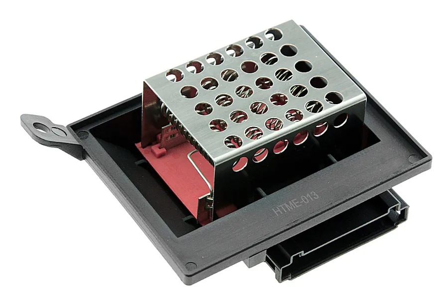 Prekė atitinka OEM kodą: A001 835 87 06