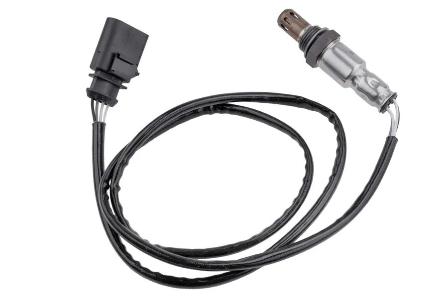 This part match OEM code: 04E 906 262 CH