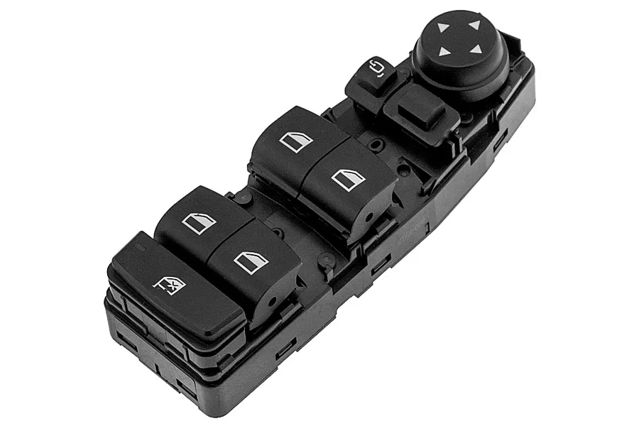 This part match OEM code: 61 31 9 179 913