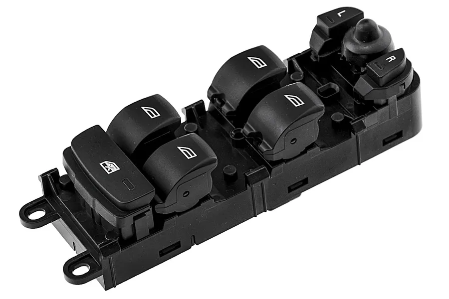 Prekė atitinka OEM kodą: LR007401
