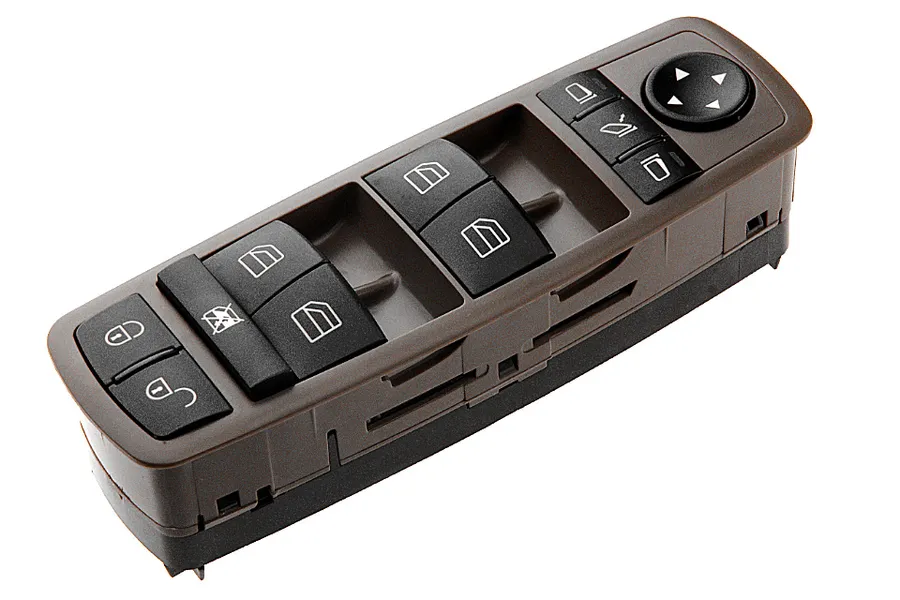 Prekė atitinka OEM kodą: A1698206710
