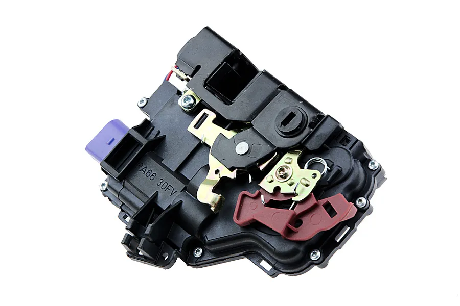 Prekės atitinka OEM kodą: 7L0 839 015E