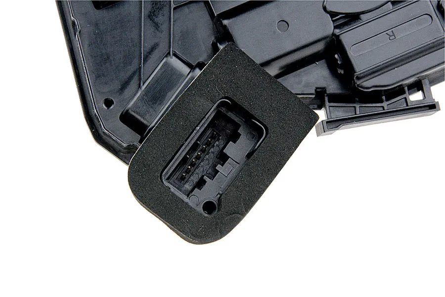 This part match OEM code: 5E1837016