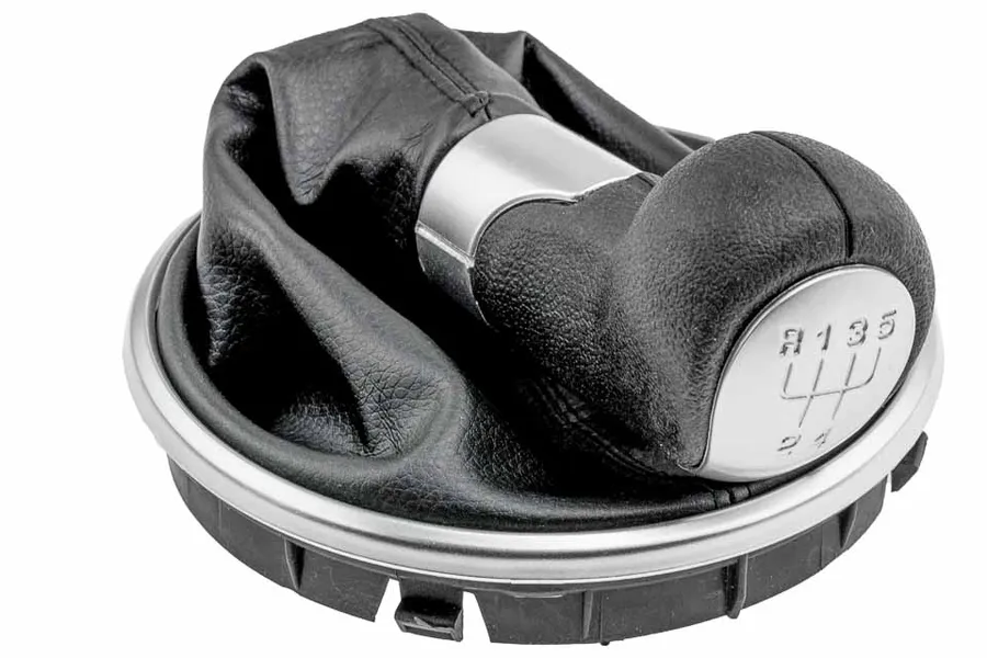 This part match OEM code: 5J0711113D