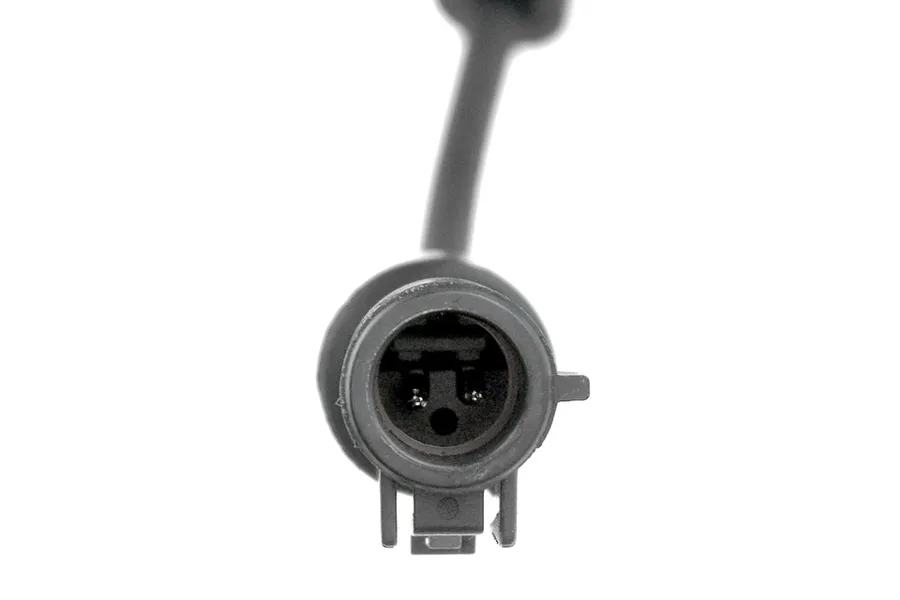This part match OEM code: 7L2Z2C204B