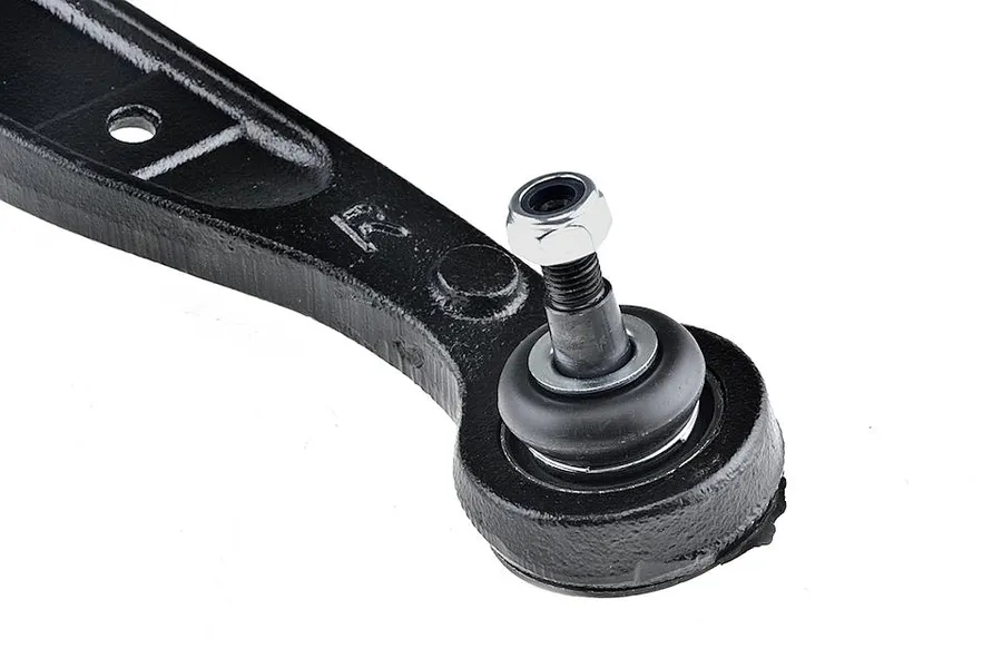 This part match OEM code: 1 136 530